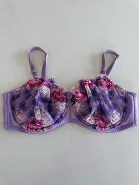Victoria's Secret Purple Floral Lace Underwire Bra with Pink Accents